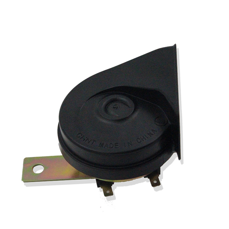 How does an automotive horn work?