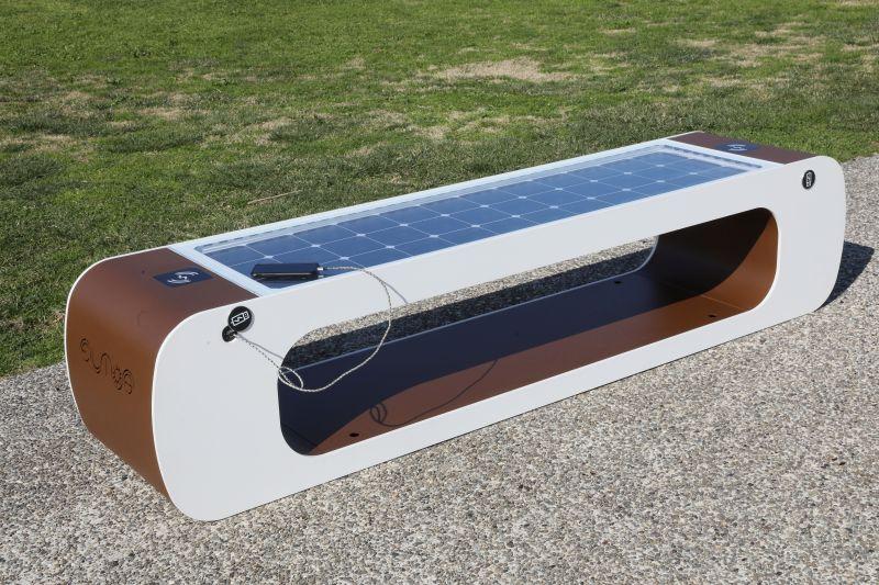 Solar Charging Benches Company Redefines Outdoor Energy Access