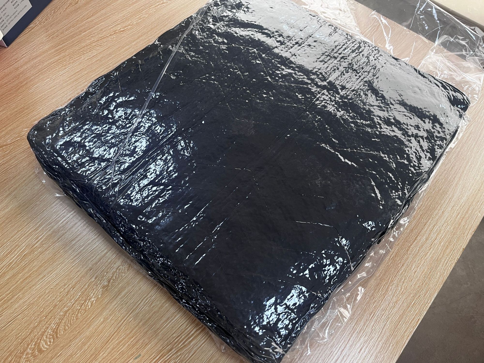 Bulk Heavyweight Sound-Absorbing Blanket Guide for Maximum Noise Reduction